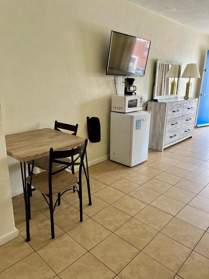 Motel Beach Colony